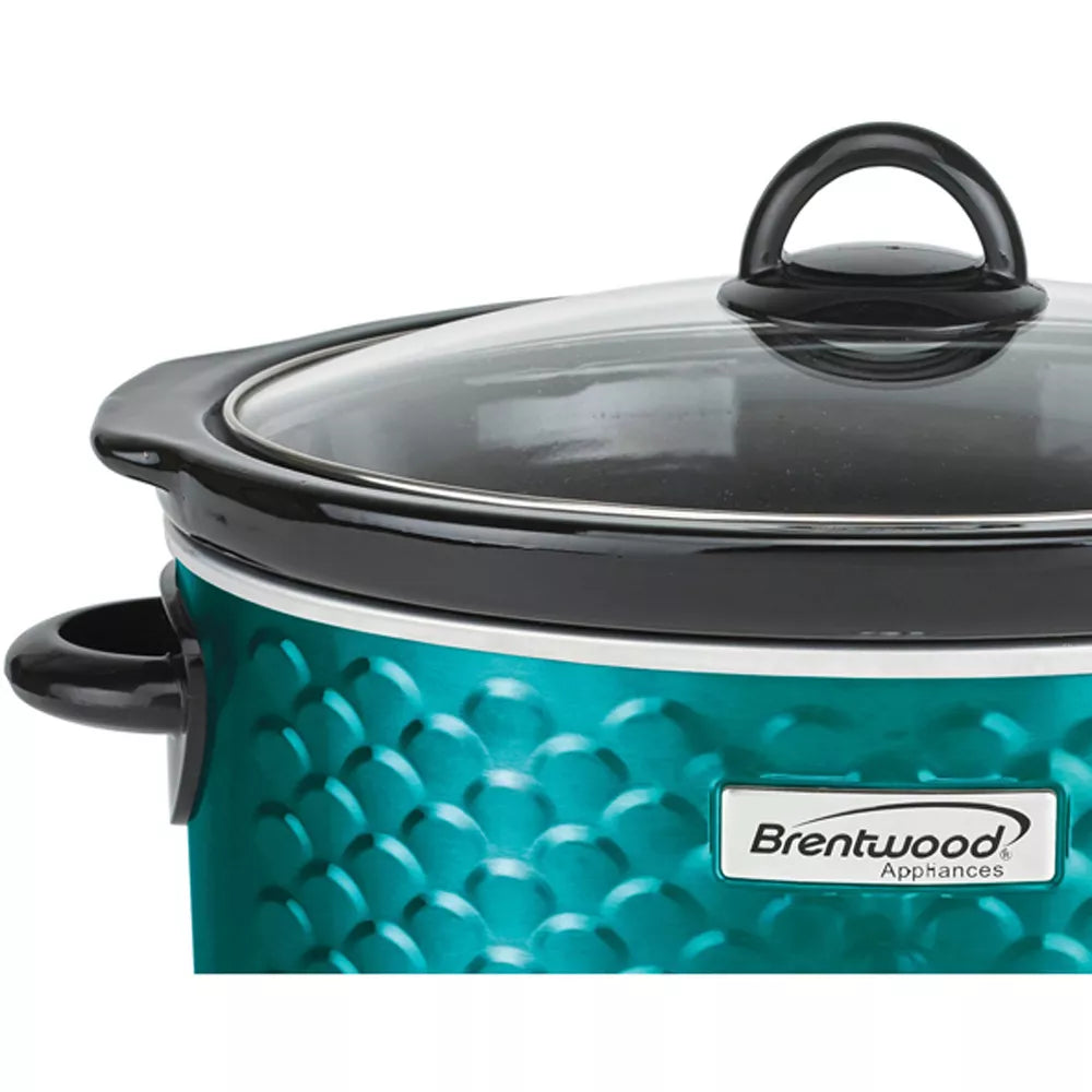 Brentwood Scallop Pattern 4.5 Quart Slow Cooker in Blue