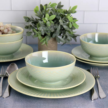 Gibson Elite Luminetts 12 Piece Fine Ceramic Dinnerware Set in Light Green